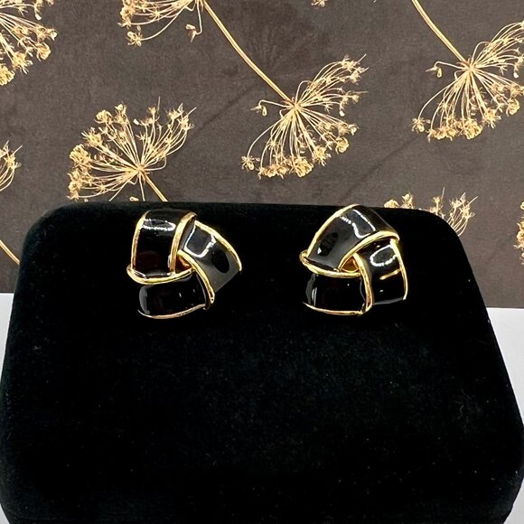 Avon Perfect Black Knot Pierced Earrings - Picture 1 of 5